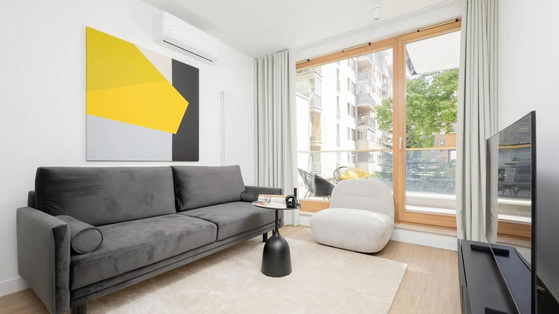 City Apartments Domaniewska With Parking Mokotow By Renters Prestige Warszawa