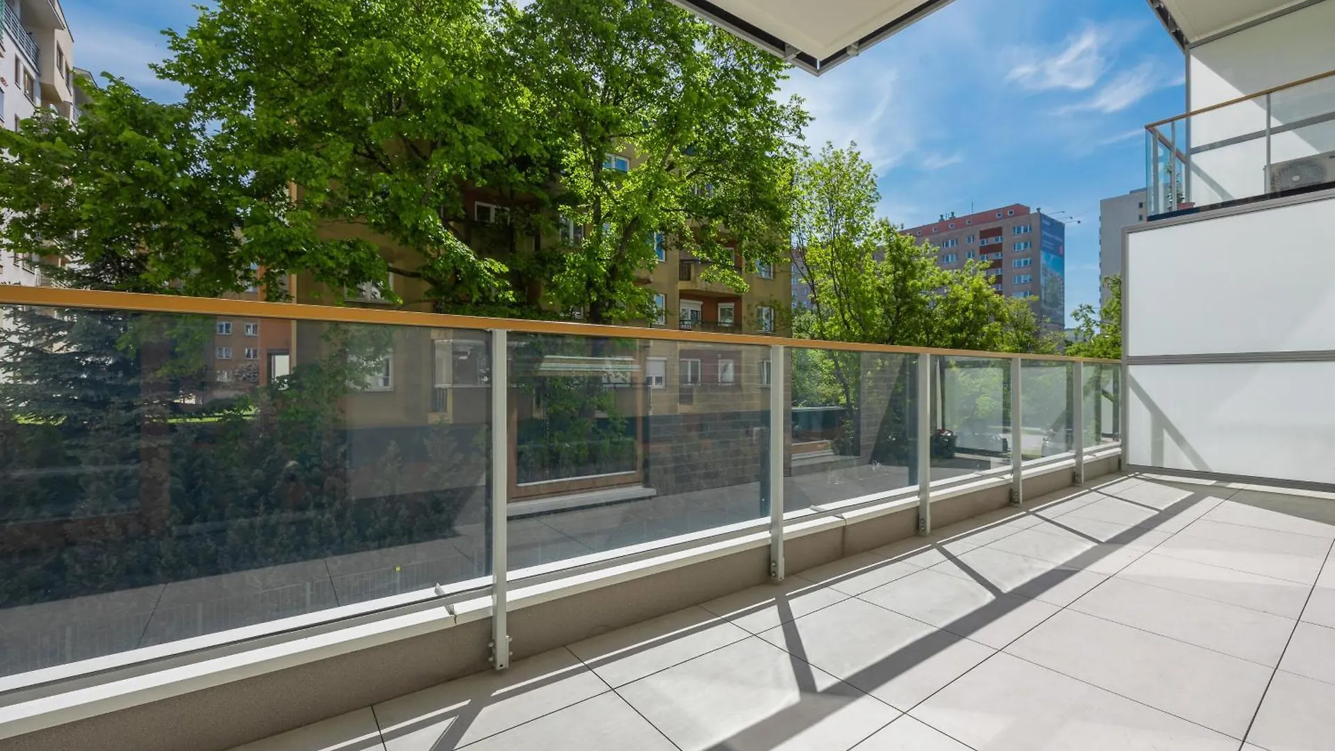 City Apartments Domaniewska With Parking Mokotow By Renters Prestige Warszawa